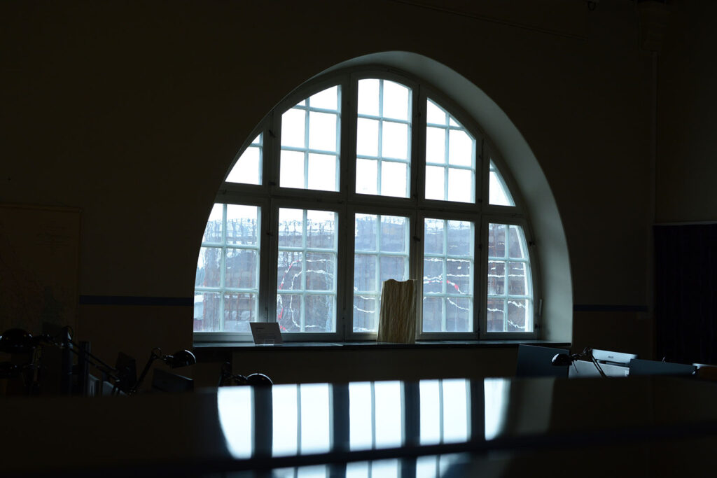 Relief i valvfönster